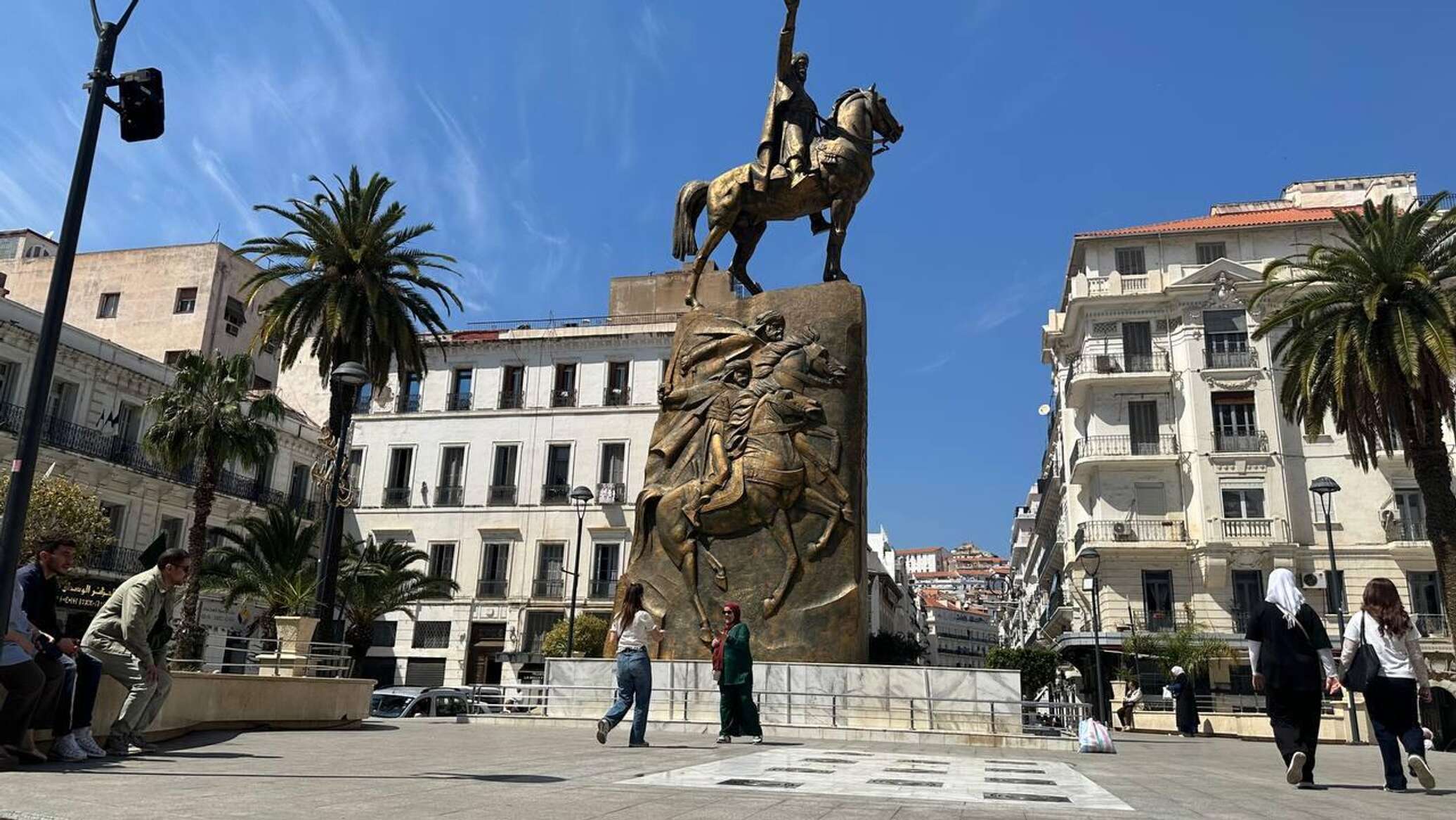 الجزائر ثالث قوة عربية في صناعة الصلب... هل تبدأ مرحلة التحول إلى اقتصاد الصناعات الثقيلة؟