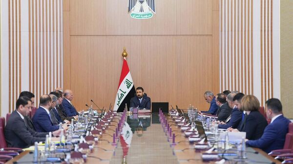 مجلس الوزراء العراقي يعقد جلسته الاعتيادية برئاسة رئيس مجلس الوزراء علي فالح الزيدي - سبوتنيك عربي