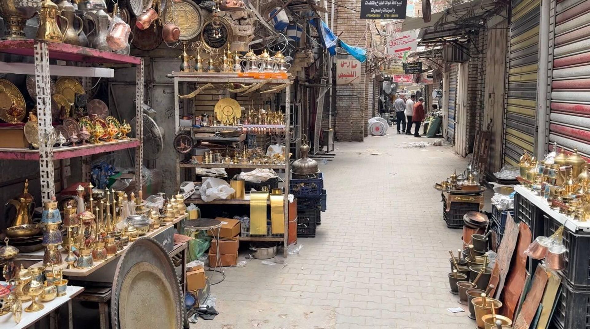 بين مطارق الأمس وبضائع اليوم.. هل يختفي سوق الصفارين التاريخي في بغداد؟ - سبوتنيك عربي, 1920, 01.06.2026