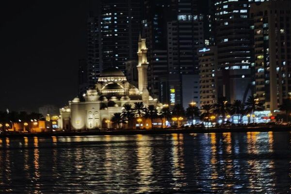 سياح روس يجددون اختيارهم للإمارات كوجهة عائلية مفضلة - سبوتنيك عربي