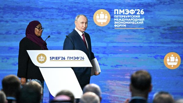 بوتين خلال كلمة  في الجلسة العامة لمنتدى بطرسبورغ الدولي 2026 - سبوتنيك عربي