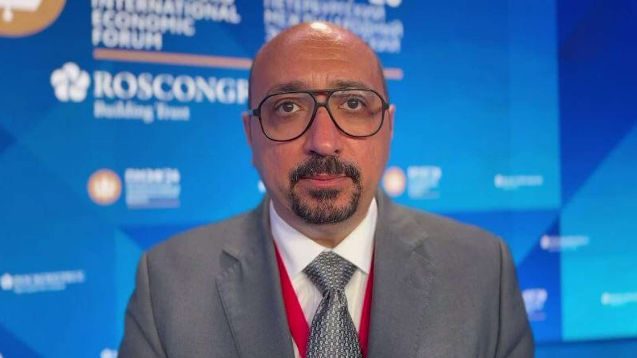 مدير مكتب "تريندز" في موسكو: 162 باحثا جاهزون للتعاون مع "سبوتنيك"