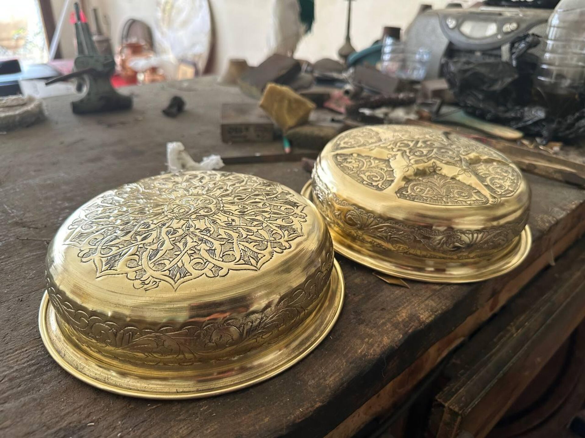 من حي القصبة الأثري... صناعة النحاس الجزائرية تتحدى الزمن والحداثة
 - سبوتنيك عربي, 1920, 18.06.2026