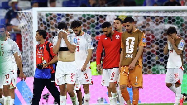 المنتخب التونسي لكرة القدم  يغادر ملعب مونتيري في المكسيك بعد نهاية المباراة أمام المنتخب الياباني ضمن منافسات كأس العالم 2026، 20 يونيو/ حزيران 2026 - سبوتنيك عربي