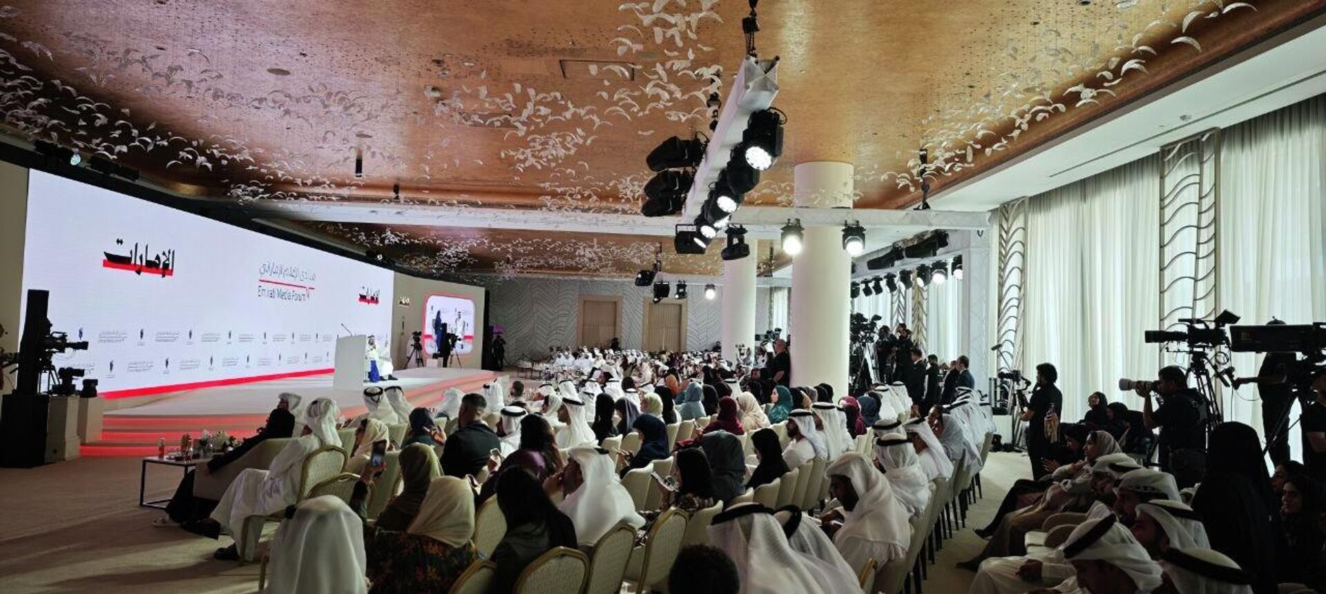 تحت شعار الإمارات خط أحمر.. منتدى الإعلام الإماراتي يفتتح دورته الحادية عشرة تحت شعار الإمارات خط أحمر.. منتدى الإعلام الإماراتي يفتتح دورته الحادية عشرة - سبوتنيك عربي, 1920, 22.06.2026