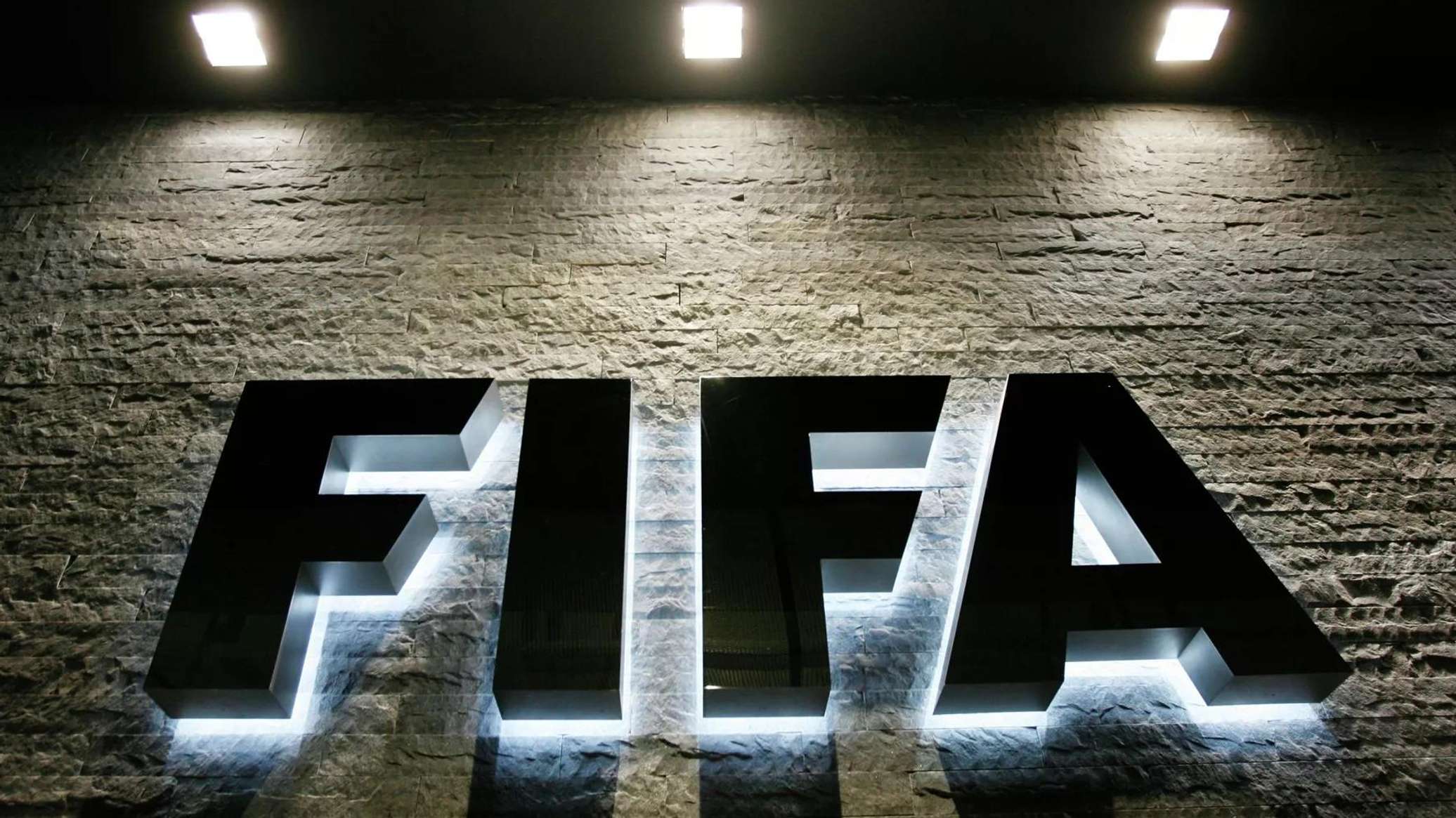 "يويفا" يعلن رفضه بيع أي حصص ملكية في كأس العالم لمستثمرين من القطاع الخاص