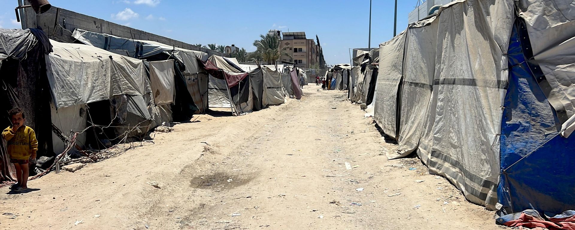 شح المواد وارتفاع تكاليف البناء يمنعان آلاف العائلات في غزة من العودة إلى بيوتها المدمرة
 - سبوتنيك عربي, 1920, 25.06.2026