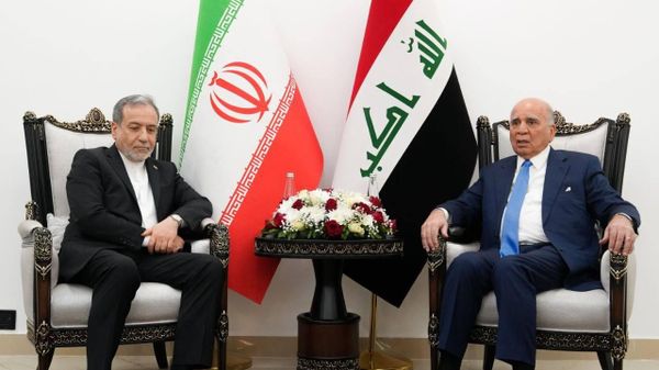  وزير الخارجية العراقي فؤاد حسين يستقبل وزير الخارجية الإيراني عباس عراقجي في بغداد - سبوتنيك عربي