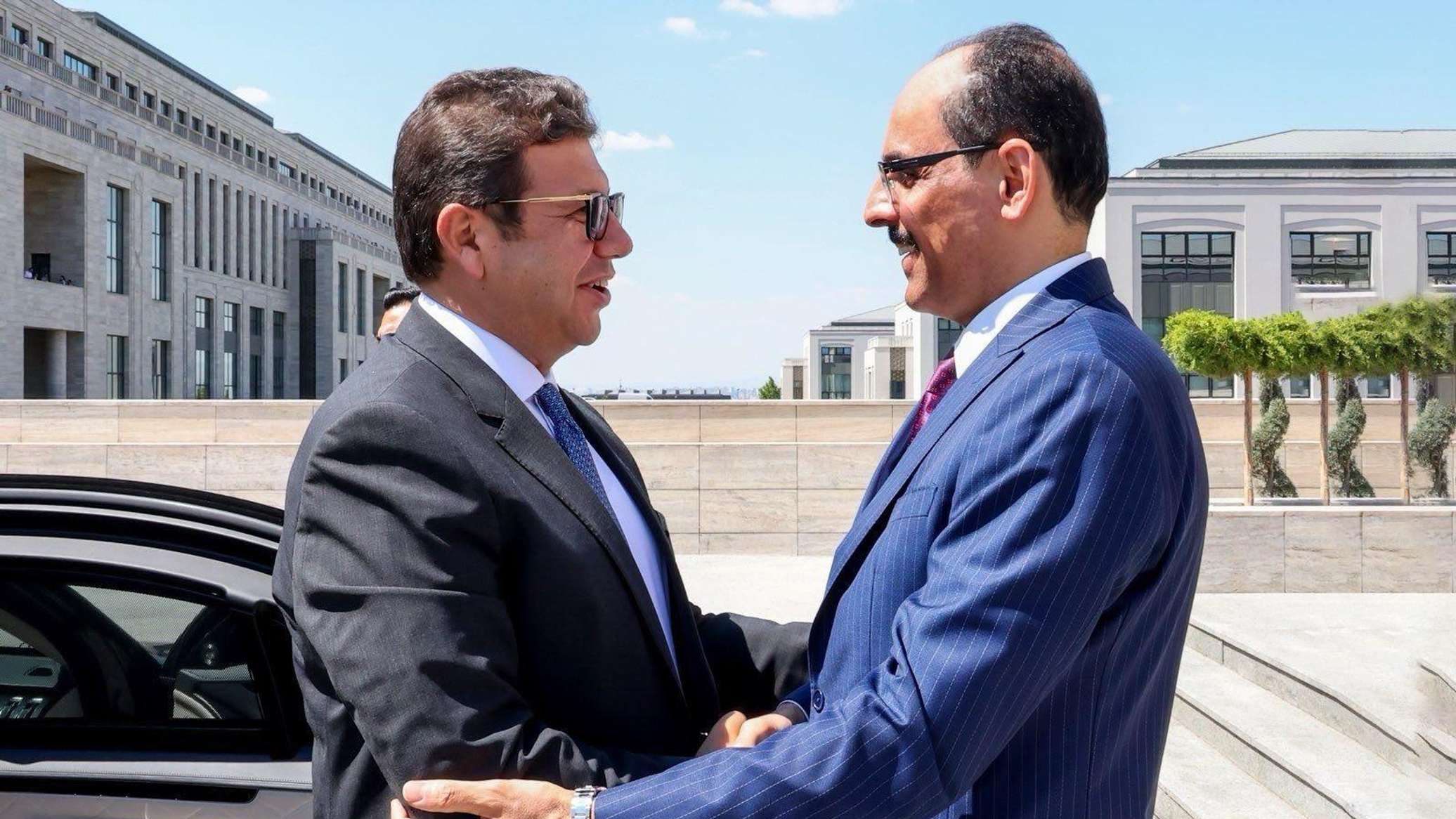 رئيس المخابرات العامة المصرية يلتقي بنظيره التركي لبحث تطورات غزة وليبيا