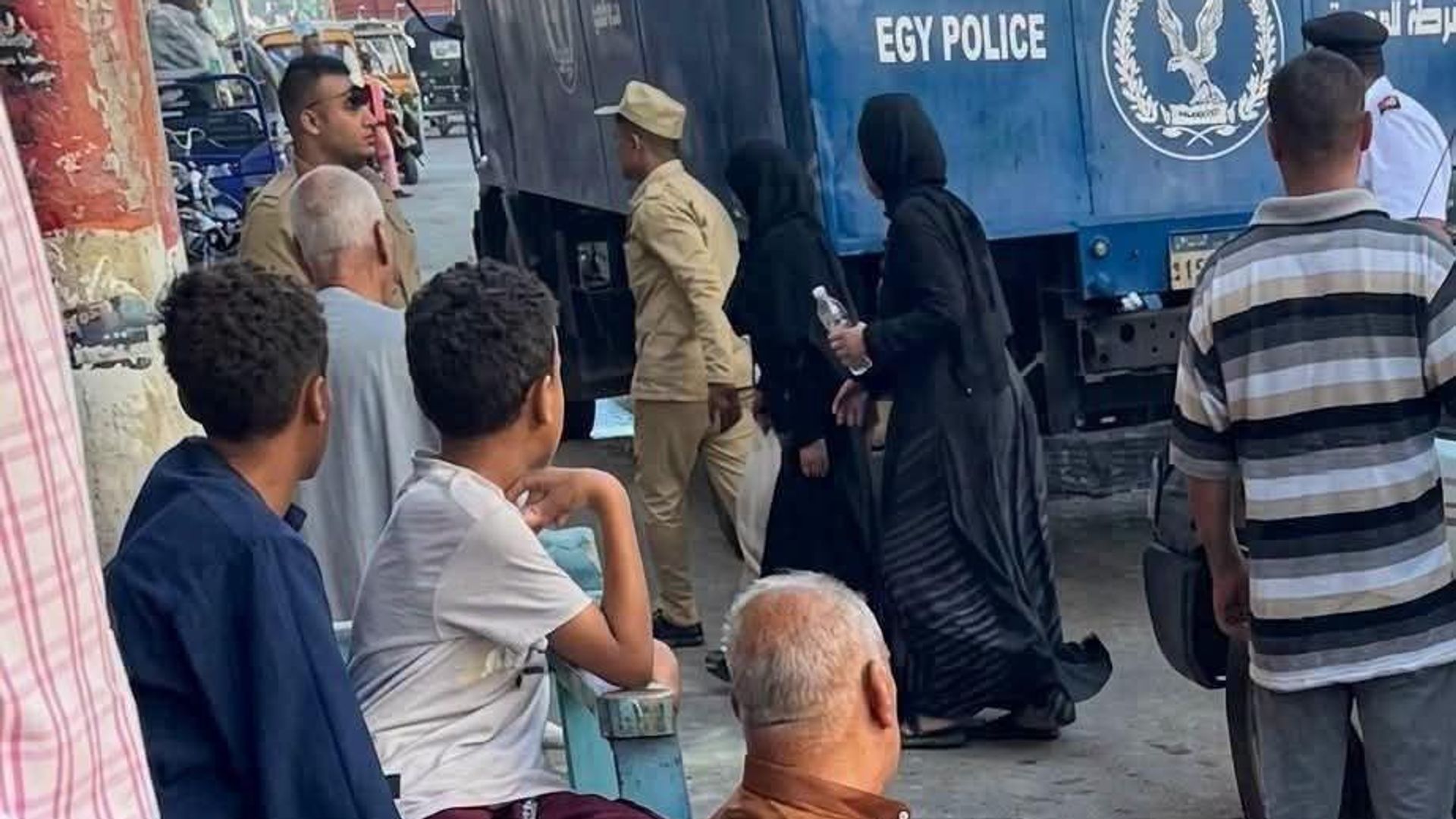 أثناء التحقيق مع المتهمتان في واقعة المشاجرة النسائية بالأسلحة النارية في محافظة قنا أثناء التحقيق مع المتهمتان في واقعة المشاجرة النسائية بالأسلحة النارية في محافظة قنا - سبوتنيك عربي, 1920, 06.07.2026