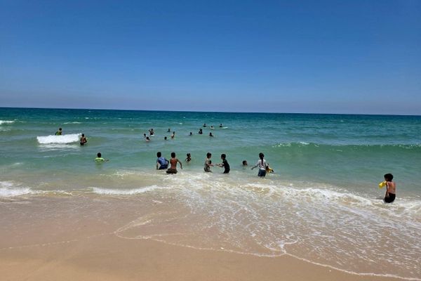 بحر غزة متنفس وحيد للسكان رغم تلوث مياهه - سبوتنيك عربي