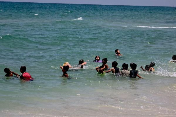 بحر غزة متنفس وحيد للسكان رغم تلوث مياهه - سبوتنيك عربي