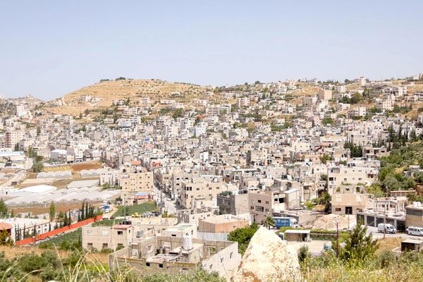 تصعيد إسرائيلي في الضفة الغربية.. اقتحامات واعتقالات يومية تحاصر حياة الفلسطينيين وتدفعهم للنزوح - سبوتنيك عربي