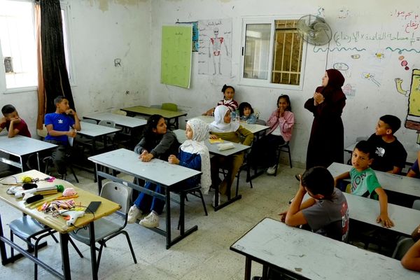 التعليم تحت التهديد... مدارس الضفة الغربية تواجه مخططات الهدم والتهجير - سبوتنيك عربي