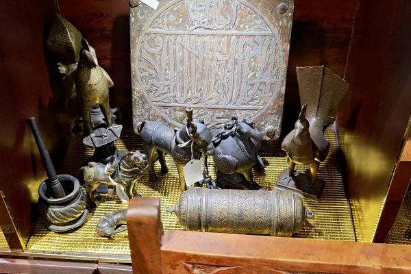 سوق &quot;العرصة&quot;... أقدم أسواق الإمارات حيث يمتزج التاريخ بالحرفة، يوليو 2026 - سبوتنيك عربي
