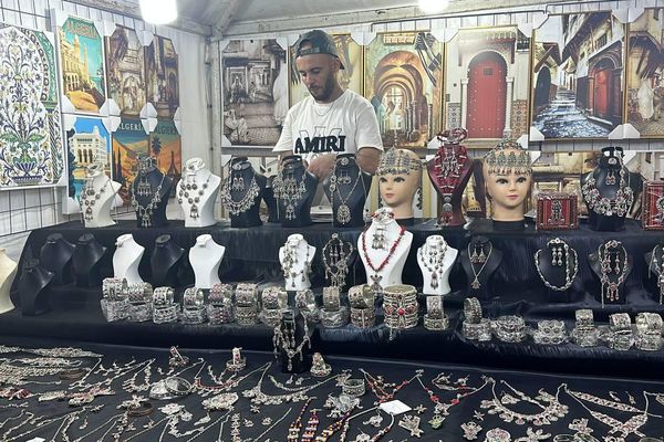 معرض الصناعات التقليدية… عندما تتحول الحرفة الجزائرية إلى جسر بين الثقافة والسياحة - سبوتنيك عربي