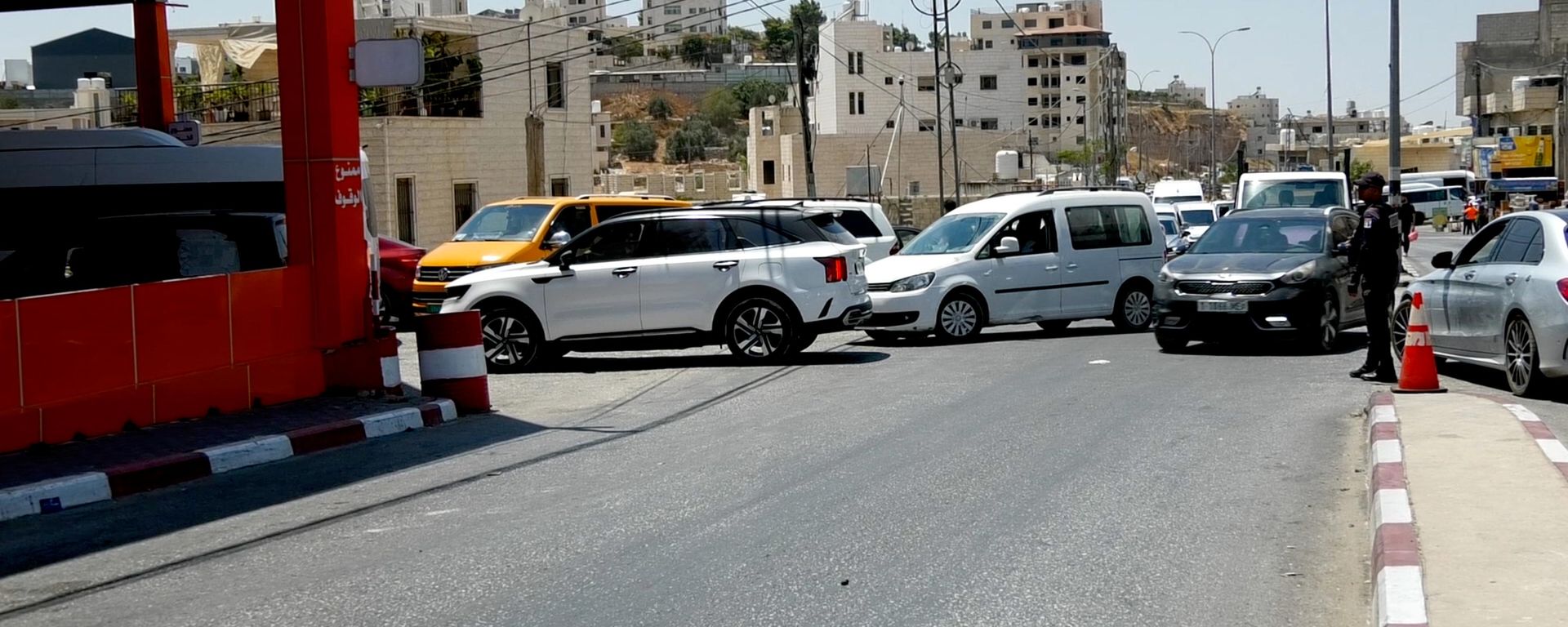 أزمة الوقود تعمّق معاناة الفلسطينيين في الضفة الغربية وسط نقص الإمدادات وارتفاع الأسعار - سبوتنيك عربي, 1920, 06.08.2026