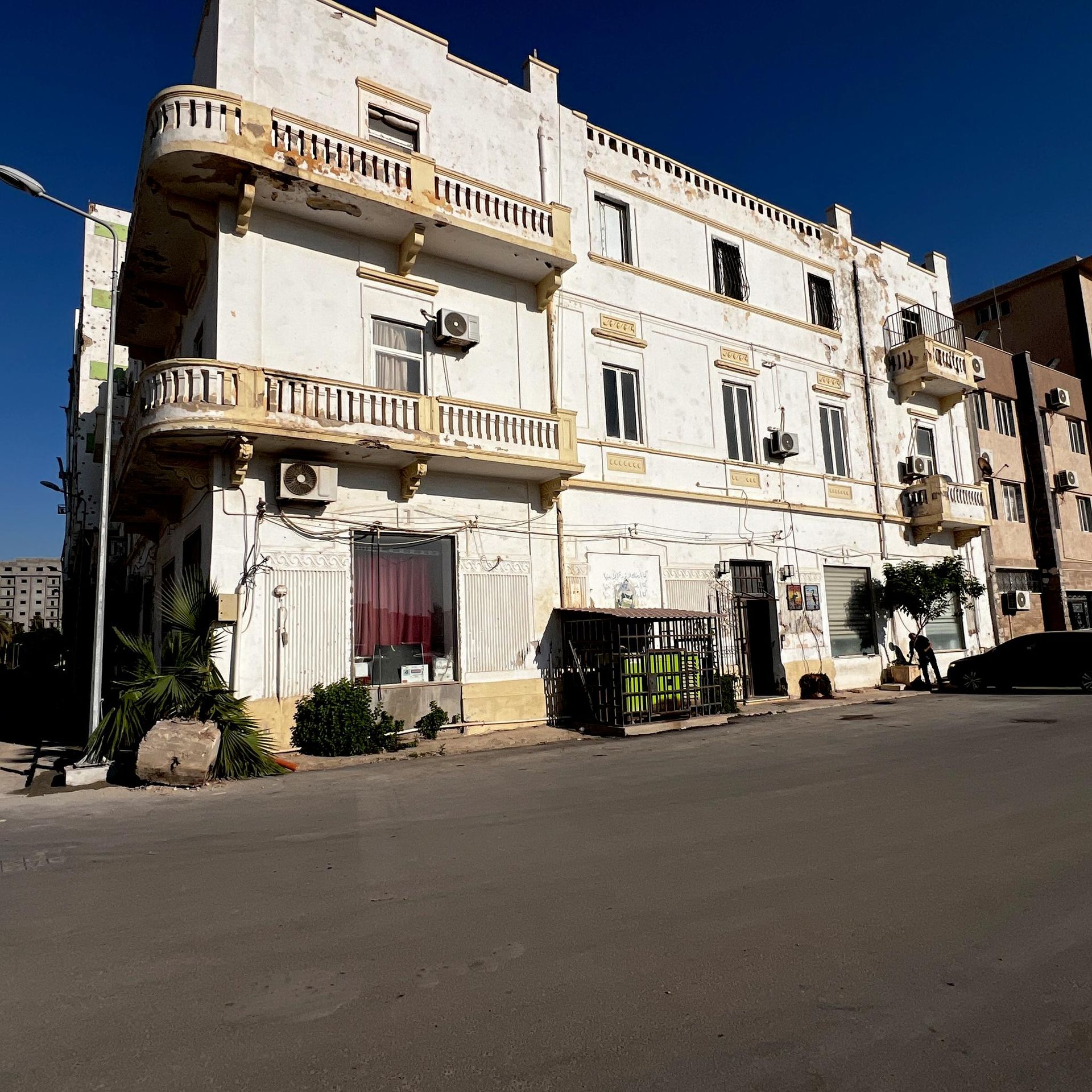 براح في بنغازي.. مبادرة شبابية تحول مبنى دمرته الحرب إلى منارة للفن والثقافة براح في بنغازي.. مبادرة شبابية تحول مبنى دمرته الحرب إلى منارة للفن والثقافة - سبوتنيك عربي, 1920, 07.08.2026