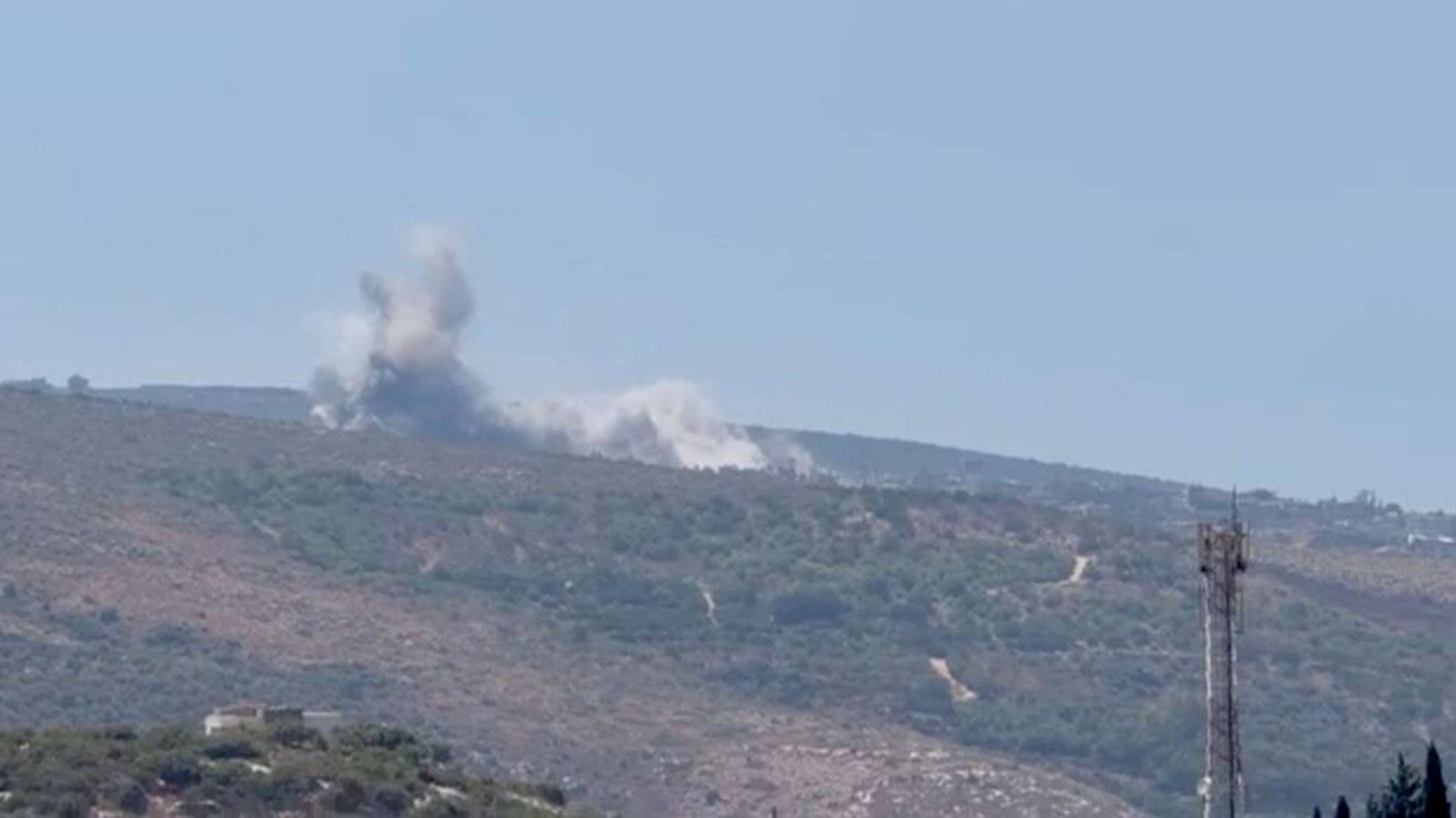 الجيش الإسرائيلي يعلن إصابة ضابط وجنديين بجروح خطيرة إثر انفجار طائرة مسيرة جنوبي لبنان