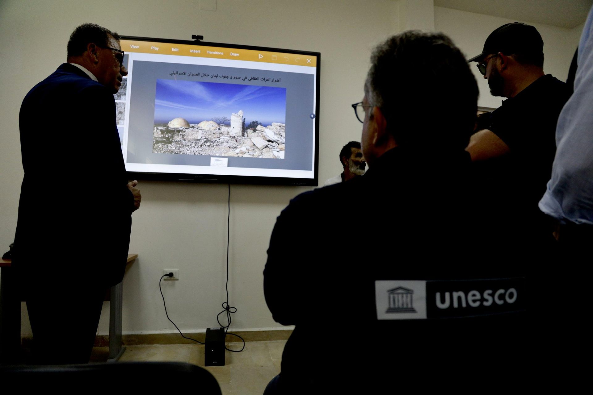 مدير عام يونيسكو في مدينة صور.. بداية تحرك دولي لحماية التراث اللبناني المهدد مدير عام يونيسكو في مدينة صور.. بداية تحرك دولي لحماية التراث اللبناني المهدد - سبوتنيك عربي, 1920, 20.08.2026