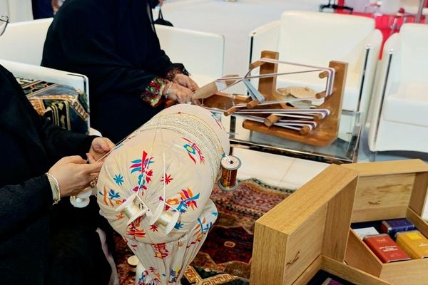 بين الإمارات وأفغانستان.. مبادرة الشيخة فاطمة بنت محمد بن زايد آل نهيان.. رسالة إنسانية عنوانها تمكين المرأة - سبوتنيك عربي