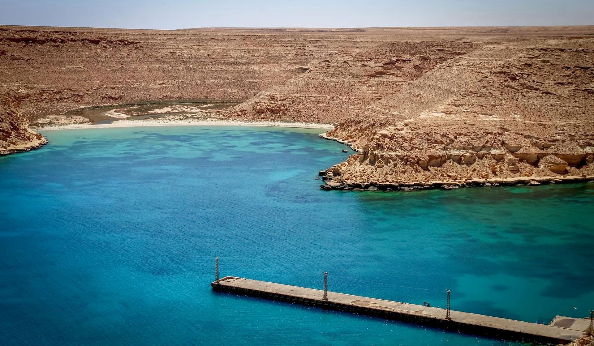 من الرمال السوداء إلى ثلوج الجبل الأخضر.. شاب يعيد رسم طبيعة ليبيا بعدسة الكاميرا من الرمال السوداء إلى ثلوج الجبل الأخضر.. شاب يعيد رسم طبيعة ليبيا بعدسة الكاميرا - سبوتنيك عربي, 1920, 02.09.2026