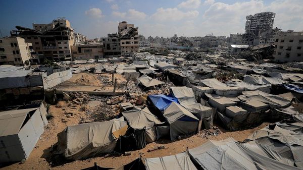 مخيم خيام يؤوي نازحين فلسطينيين، في مدينة غزة، 4 سبتمبر/ أيلول 2026 - سبوتنيك عربي