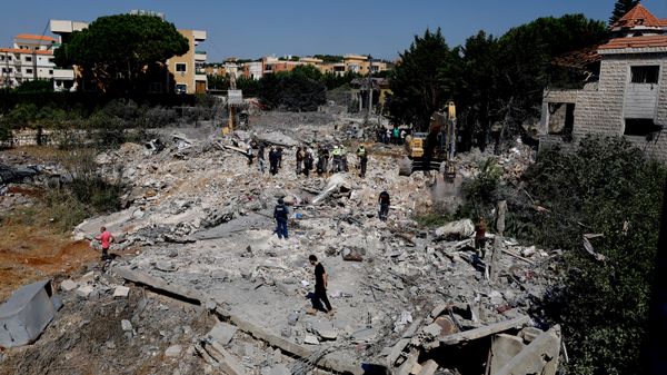 دمار كبير وهلع بين السكان... مأساة الغارات الإسرائيلية تتكرر في كفر رمان جنوبي لبنان
 - سبوتنيك عربي
