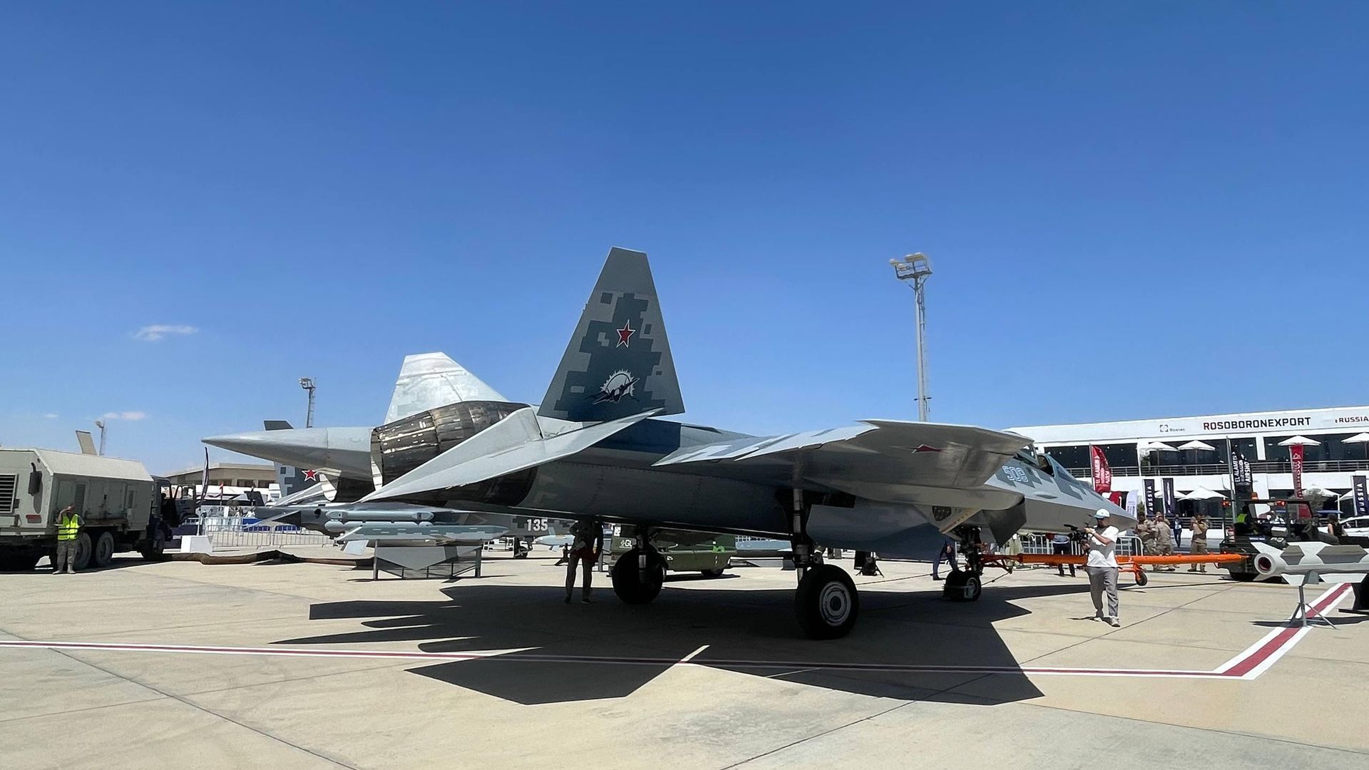 المقاتلة الروسية الشبحية Su-57E في معرض العلمين الدولي - سبوتنيك عربي, 1920, 09.09.2026
