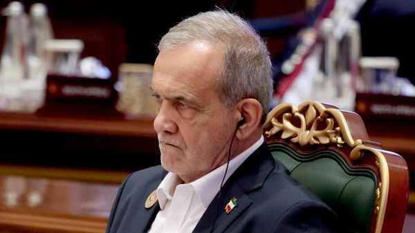 الرئيس الإيراني، مسعود بزشكيان، في قمة بريكس في نيودلهي، الهند، 12 سبتمبر/ أيلول 2026 - سبوتنيك عربي