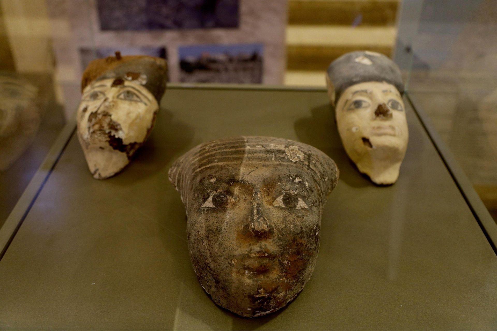 لبنان يسلم مصر 37 قطعة أثرية فرعونية ضبطت في ميناء بيروت لبنان يسلم مصر 37 قطعة أثرية فرعونية ضبطت في ميناء بيروت - سبوتنيك عربي, 1920, 16.09.2026