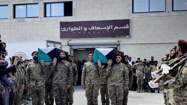 الدفاع السورية: 11 قتيلا جراء انفجار في موقع تابع للجيش غربي دير الزور - سبوتنيك عربي