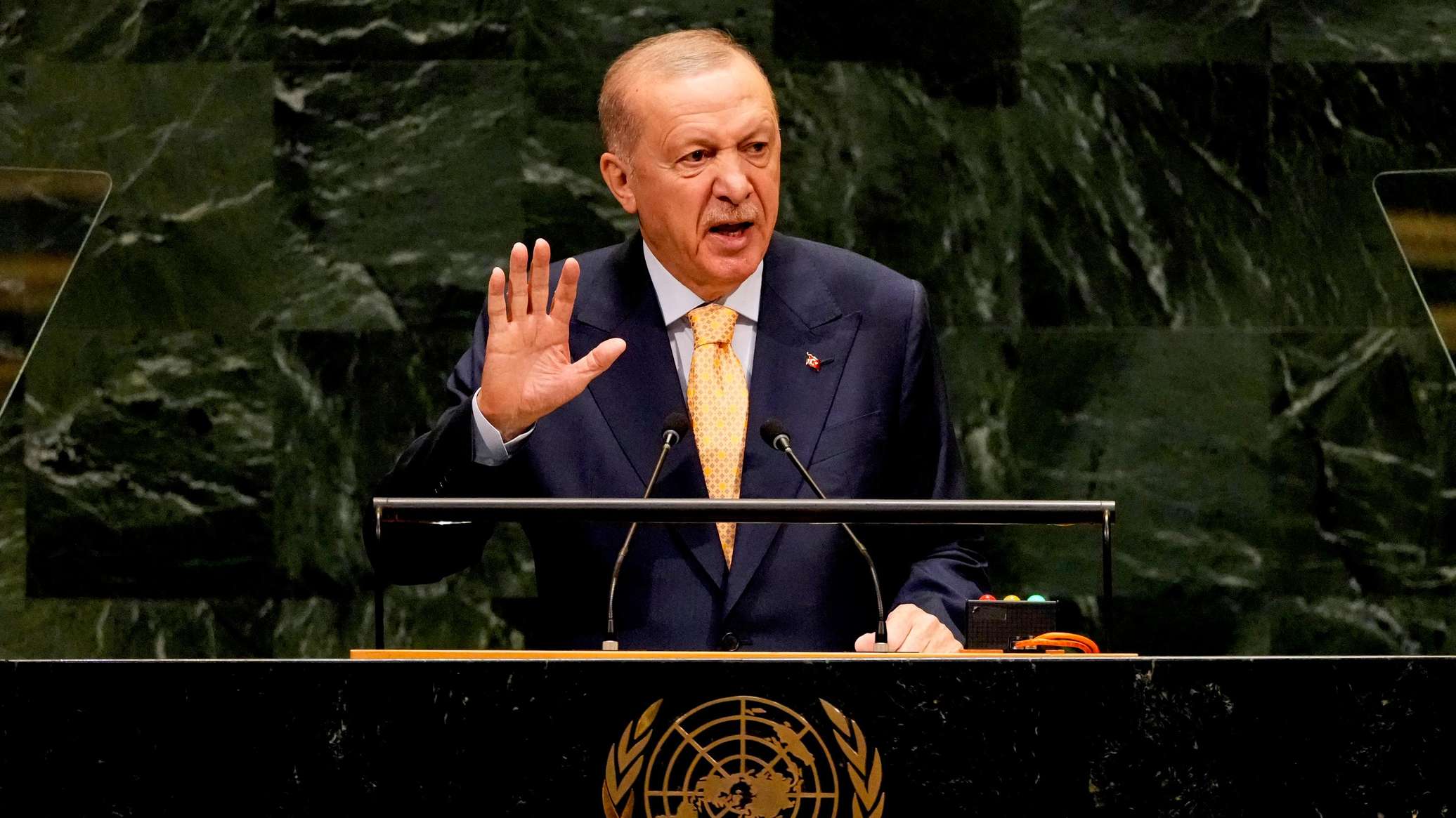 وفد إسرائيل يغادر قاعة الأمم المتحدة خلال كلمة أردوغان... فيديو