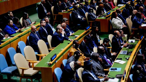 مقاعد بقيت شاغرة بعد مغادرة الوفد الكوبي أثناء خطاب الرئيس دونالد ترامب أمام الجمعية العامة للأمم المتحدة، يوم الثلاثاء 22 سبتمبر 2026، في مقر الأمم المتحدة. - سبوتنيك عربي