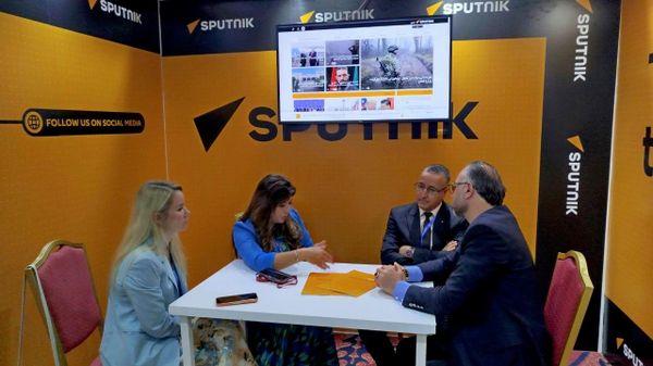 مديرة "سبوتنيك" تجري سلسلة لقاءات خلال فعاليات الدورة الـ26 للمهرجان العربي للإذاعة والتلفزيون