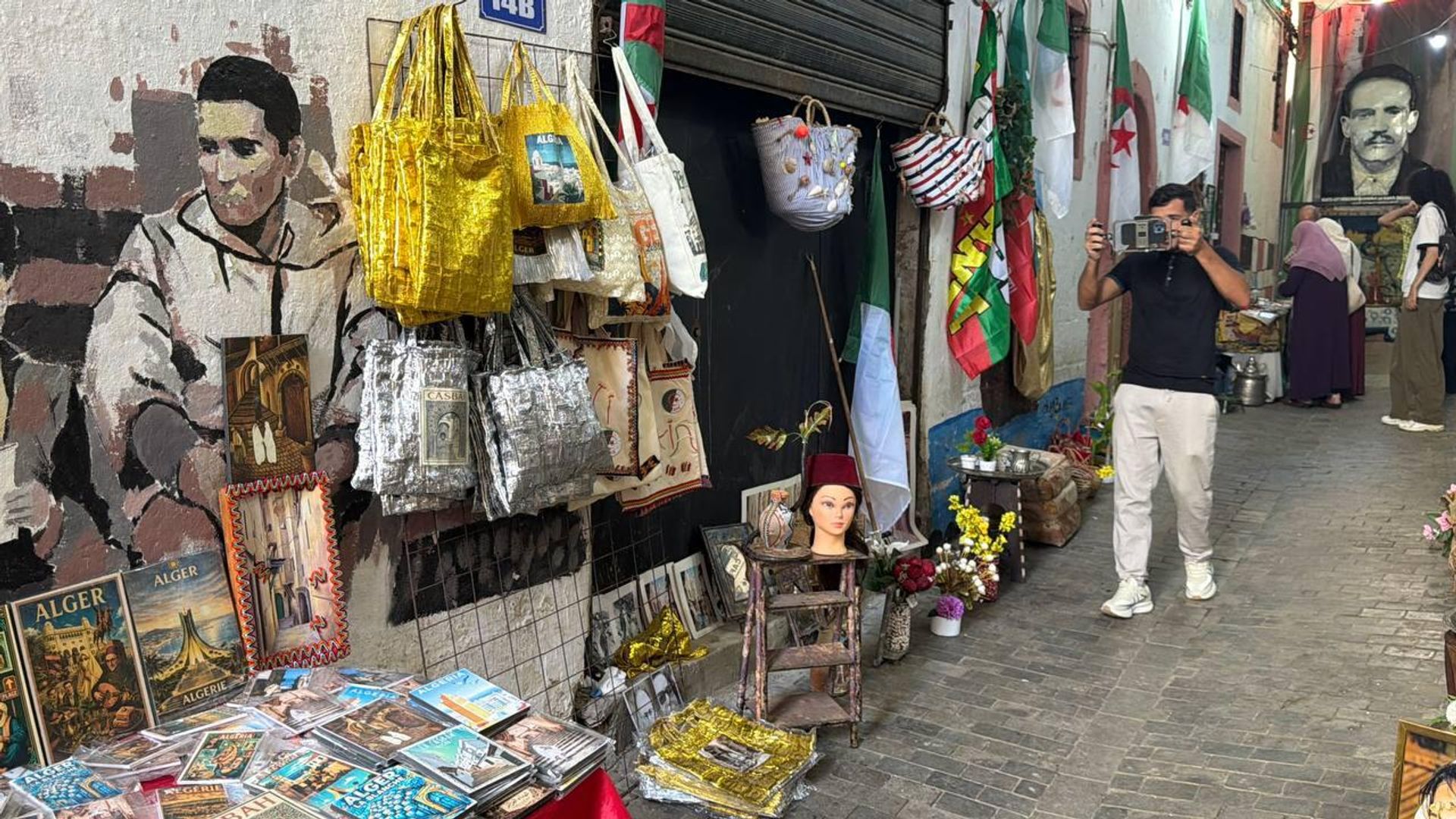 صناعة المحتوى.. بوابة جديدة للترويج للسياحة في الجزائر صناعة المحتوى.. بوابة جديدة للترويج للسياحة في الجزائر - سبوتنيك عربي, 1920, 25.09.2026