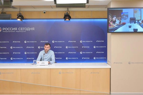 &quot;سبوتنيك&quot; تنظم محاضرة بالتعاون مع وكالة الأنباء التونسية حول استخدام الذكاء الاصطناعي في الإعلام - سبوتنيك عربي