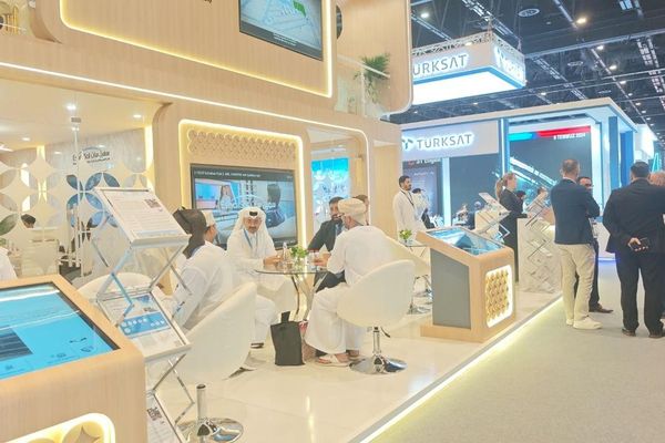 عقول وشركات عربية ترسم ملامح مستقبل التكنولوجيا والبث الفضائي في &quot;كابسات دبي&quot; - سبوتنيك عربي