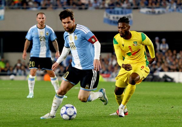 اللاعب الأرجنتيني ليونيل ميسي، خلال مباراة الأرجنتين الودية أمام بنين على ملعب مونومنتال في بوينس آيرس. - سبوتنيك عربي