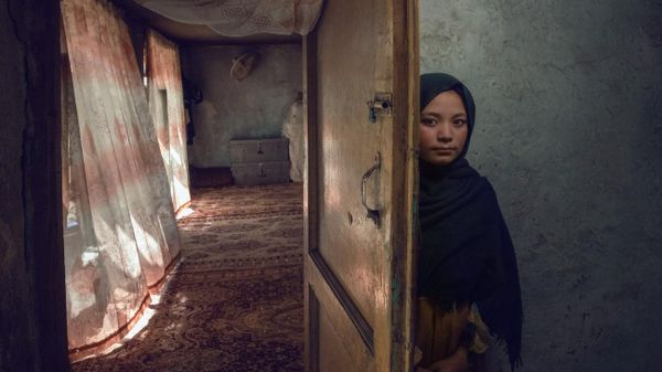 Снимок Amina фотографа Stefano Rosselli, победивший в конкурсе Siena International Photo Awards 2026 - سبوتنيك عربي