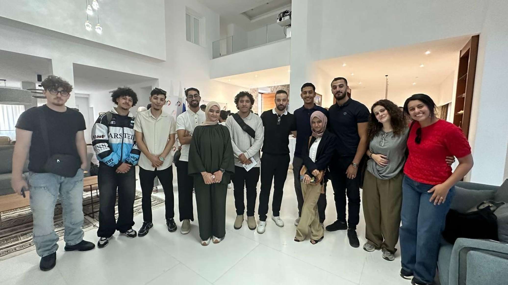السفارة الروسية تحتفي بالشباب الجزائريين المشاركين في المهرجان الدولي للشباب بروسيا