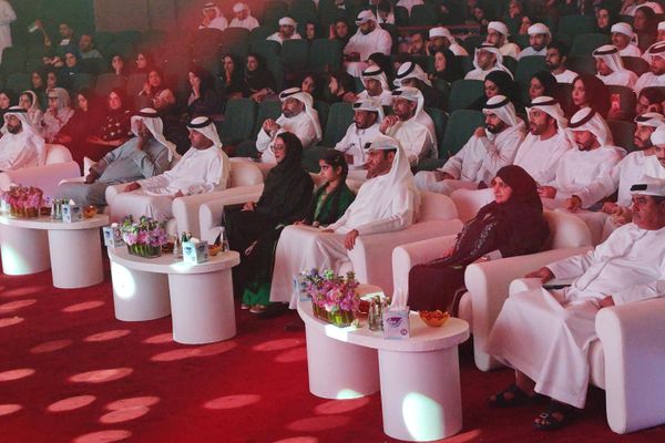 عدسة سبوتنيك ترصد كواليس الأمسية الأولى لكورال الوطن الإماراتي في عجمان عدسة سبوتنيك ترصد كواليس الأمسية الأولى لكورال الوطن الإماراتي في عجمان - سبوتنيك عربي