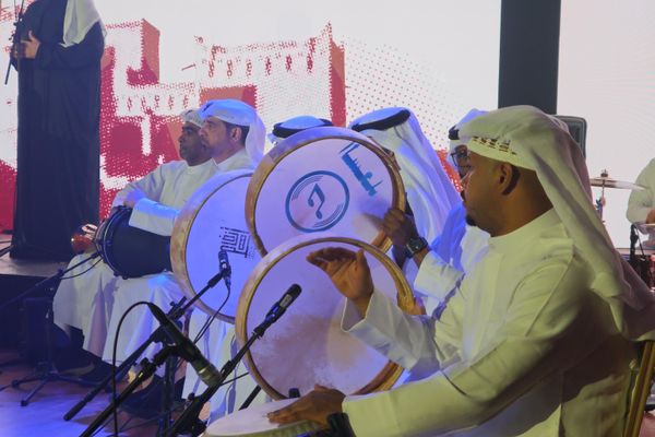 عدسة سبوتنيك ترصد كواليس الأمسية الأولى لكورال الوطن الإماراتي في عجمان عدسة سبوتنيك ترصد كواليس الأمسية الأولى لكورال الوطن الإماراتي في عجمان - سبوتنيك عربي