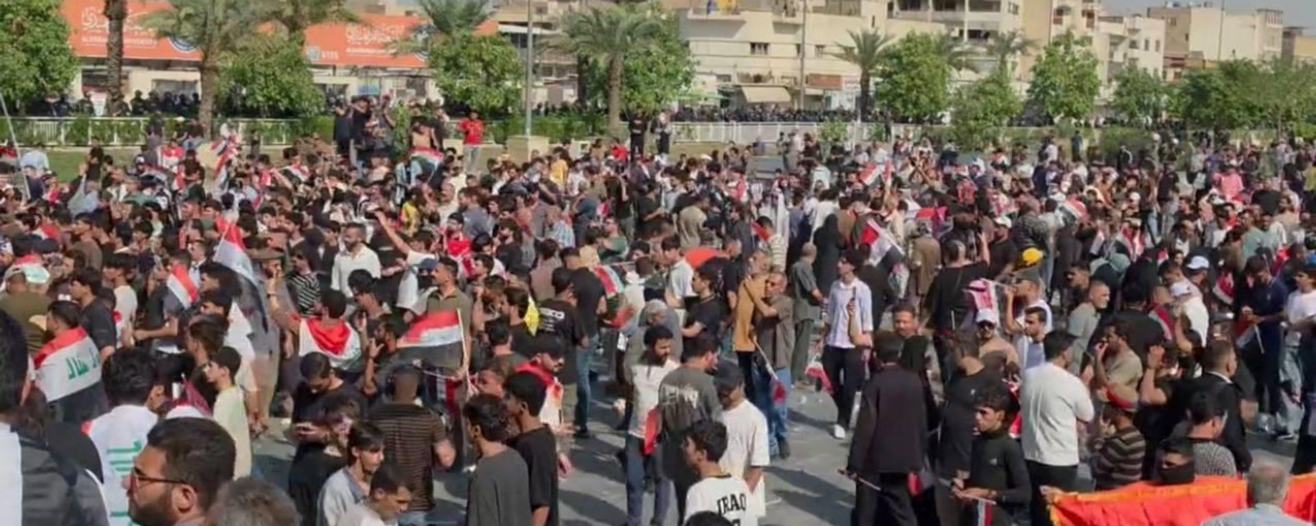 تشرين لم تنتهِ.. العراقيون يعودون إلى الشارع بحثاً عن العدالة والإصلاح   - سبوتنيك عربي, 1920, 25.10.2026