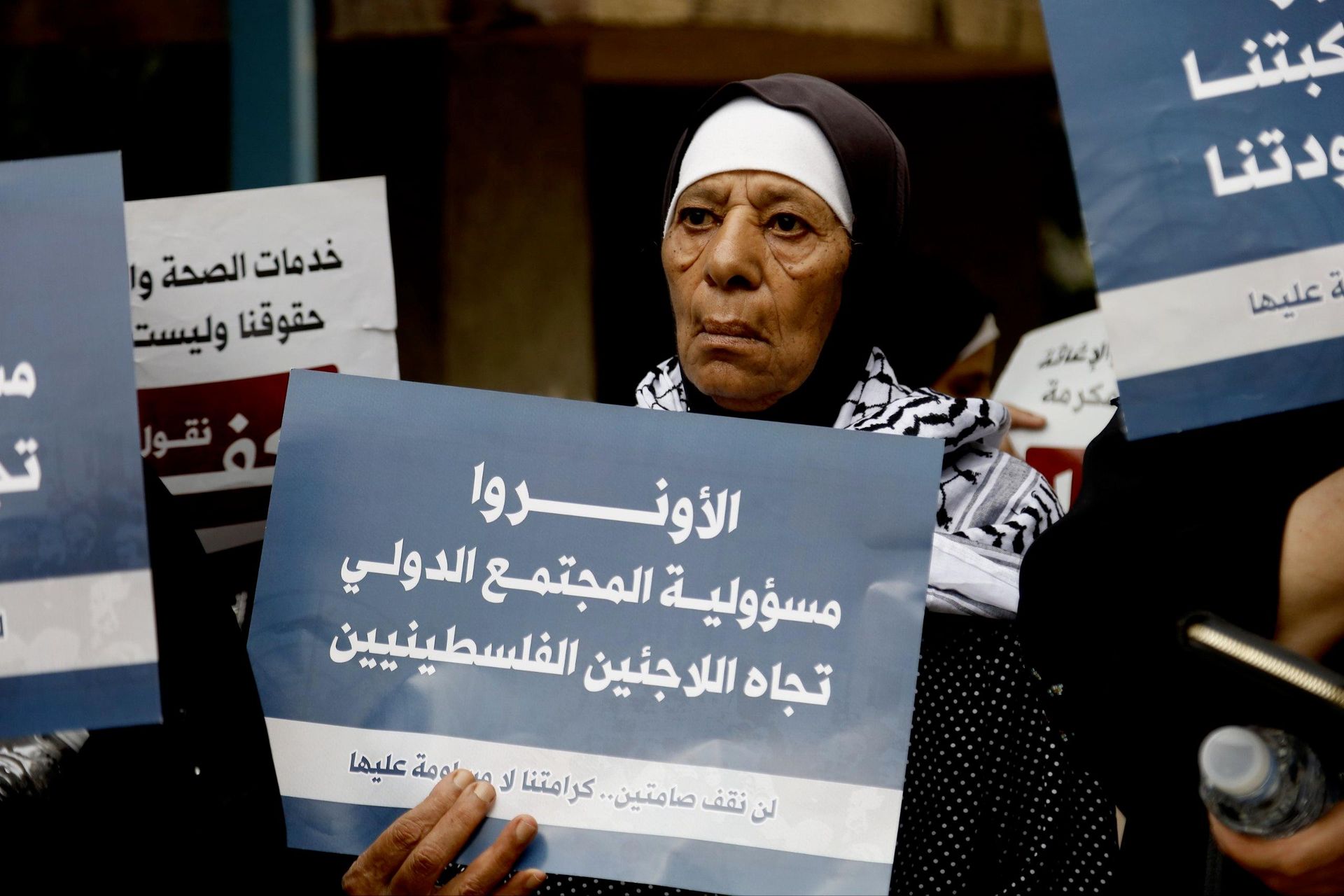 اعتصام في صيدا رفضا لتقليص خدمات أونروا ومطالبة بحماية حقوق اللاجئين الفلسطينيين اعتصام في صيدا رفضا لتقليص خدمات أونروا ومطالبة بحماية حقوق اللاجئين الفلسطينيين - سبوتنيك عربي, 1920, 27.10.2026