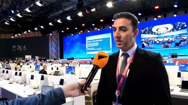 إعلامي جزائري: استقرار سوق الغاز يتطلب تحييد التجاذبات السياسية