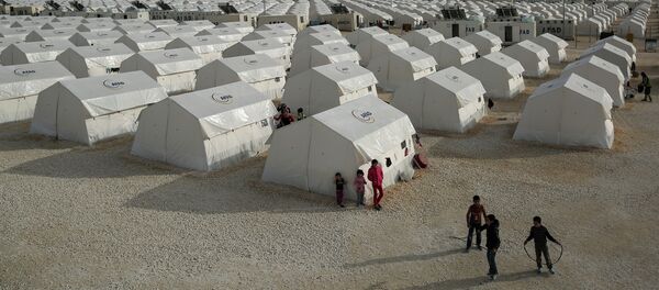 لاجؤون - سبوتنيك عربي