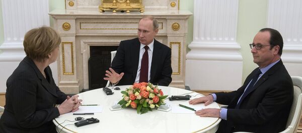 محادثات بين بوتين وميركل وهولاند  حول أوكرانيا - سبوتنيك عربي