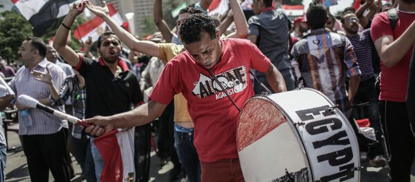 وقوع ضحايا في اشتباكات بين جمهور نادي الزمالك الذي يطلق عليه وايت نايتس، وبين قوى الأمن - سبوتنيك عربي