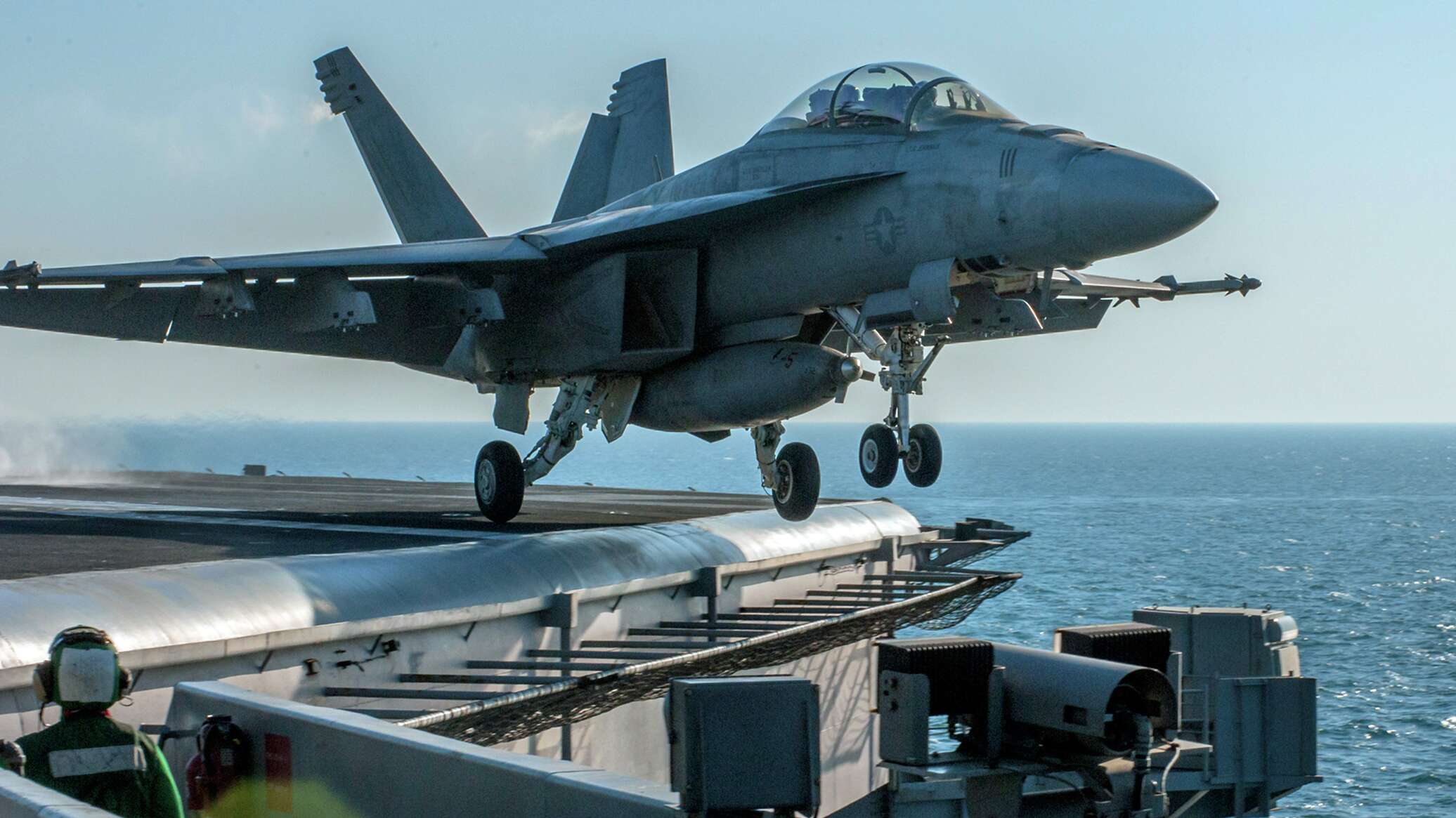 مقتل 3 أشخاص في ضربة نفذها الجيش الأمريكي شرق المحيط الهادي